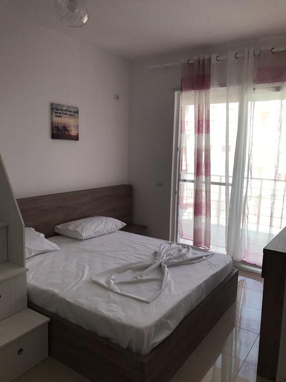 Viktoria'S Apartments Shëngjin Εξωτερικό φωτογραφία