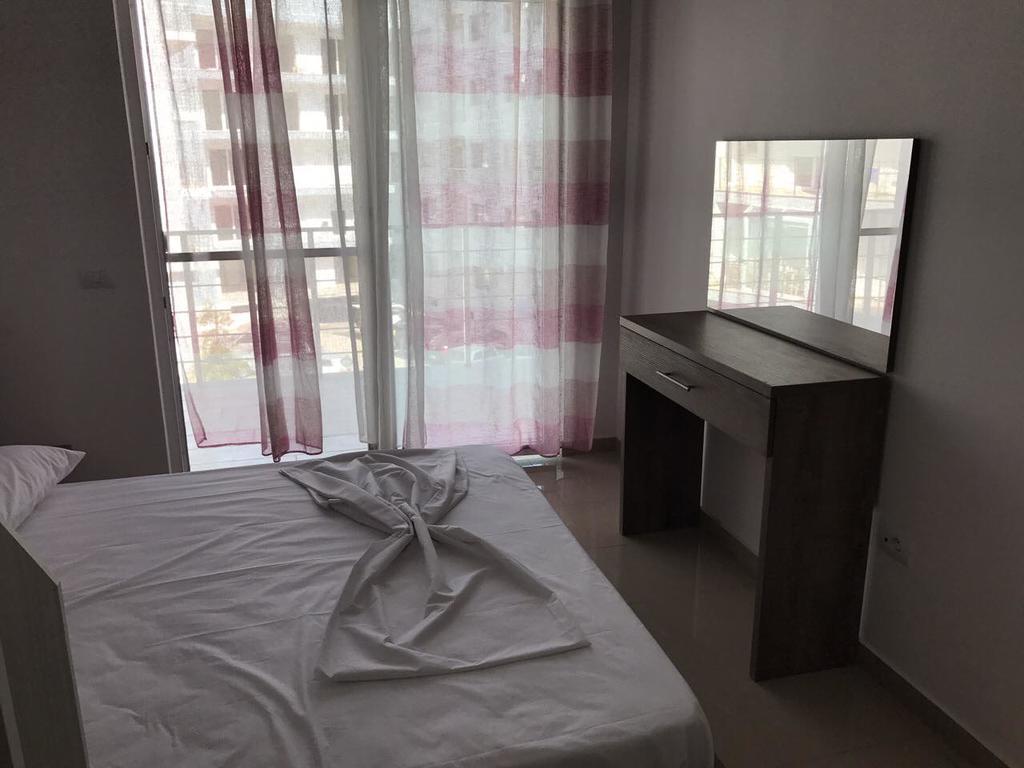 Viktoria'S Apartments Shëngjin Εξωτερικό φωτογραφία