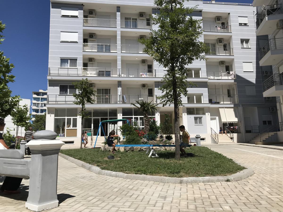 Viktoria'S Apartments Shëngjin Εξωτερικό φωτογραφία