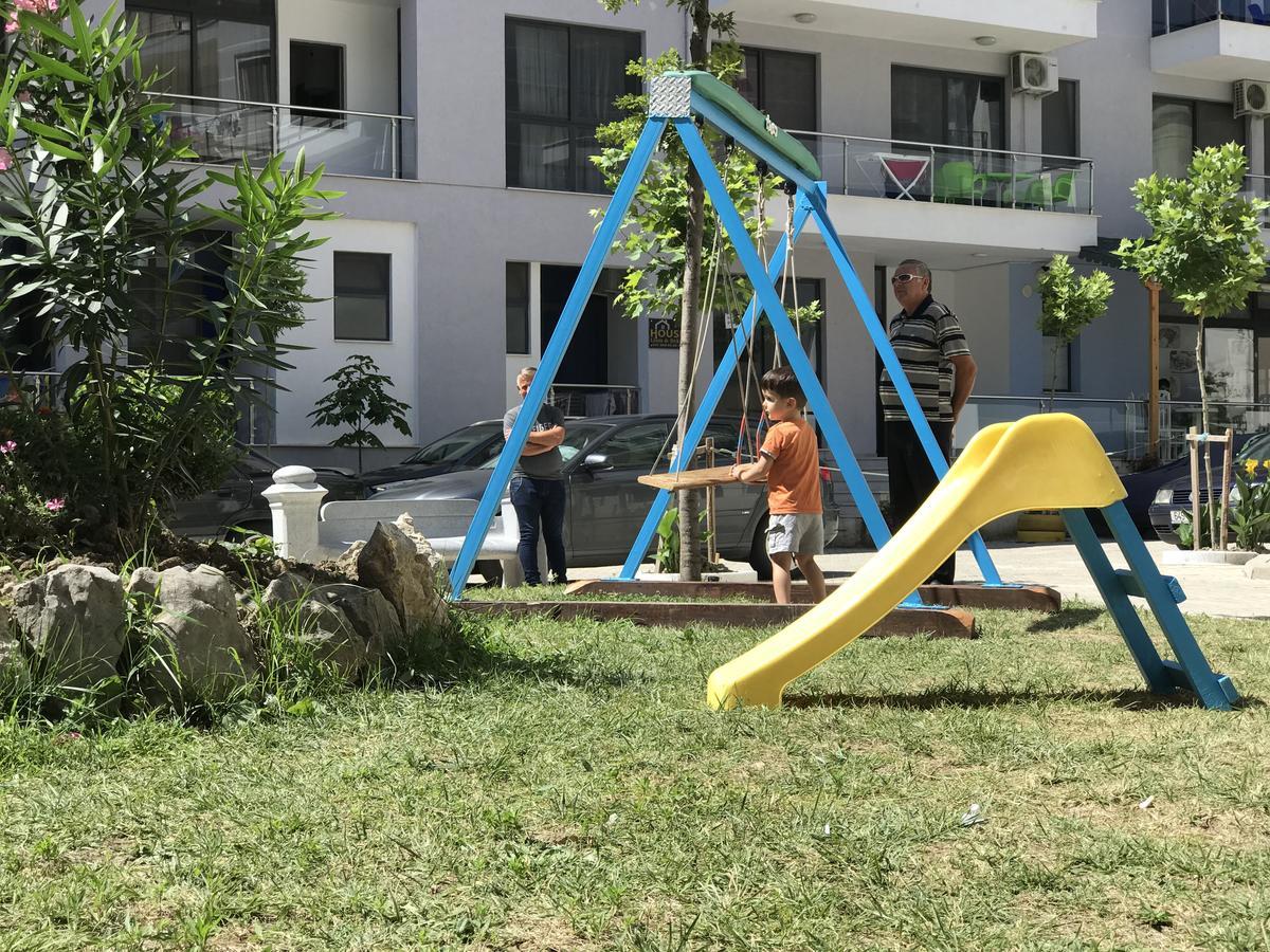 Viktoria'S Apartments Shëngjin Εξωτερικό φωτογραφία